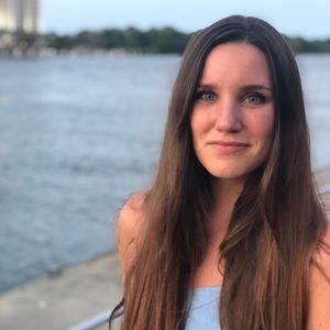 Meet your Posher, Abby